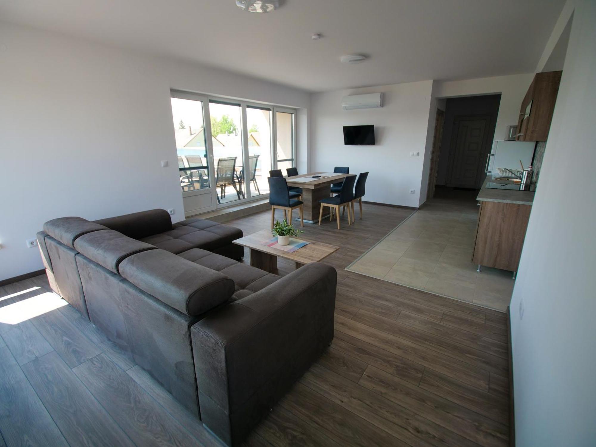 Zea Apartmanhaz Balatonfenyves Exterior foto