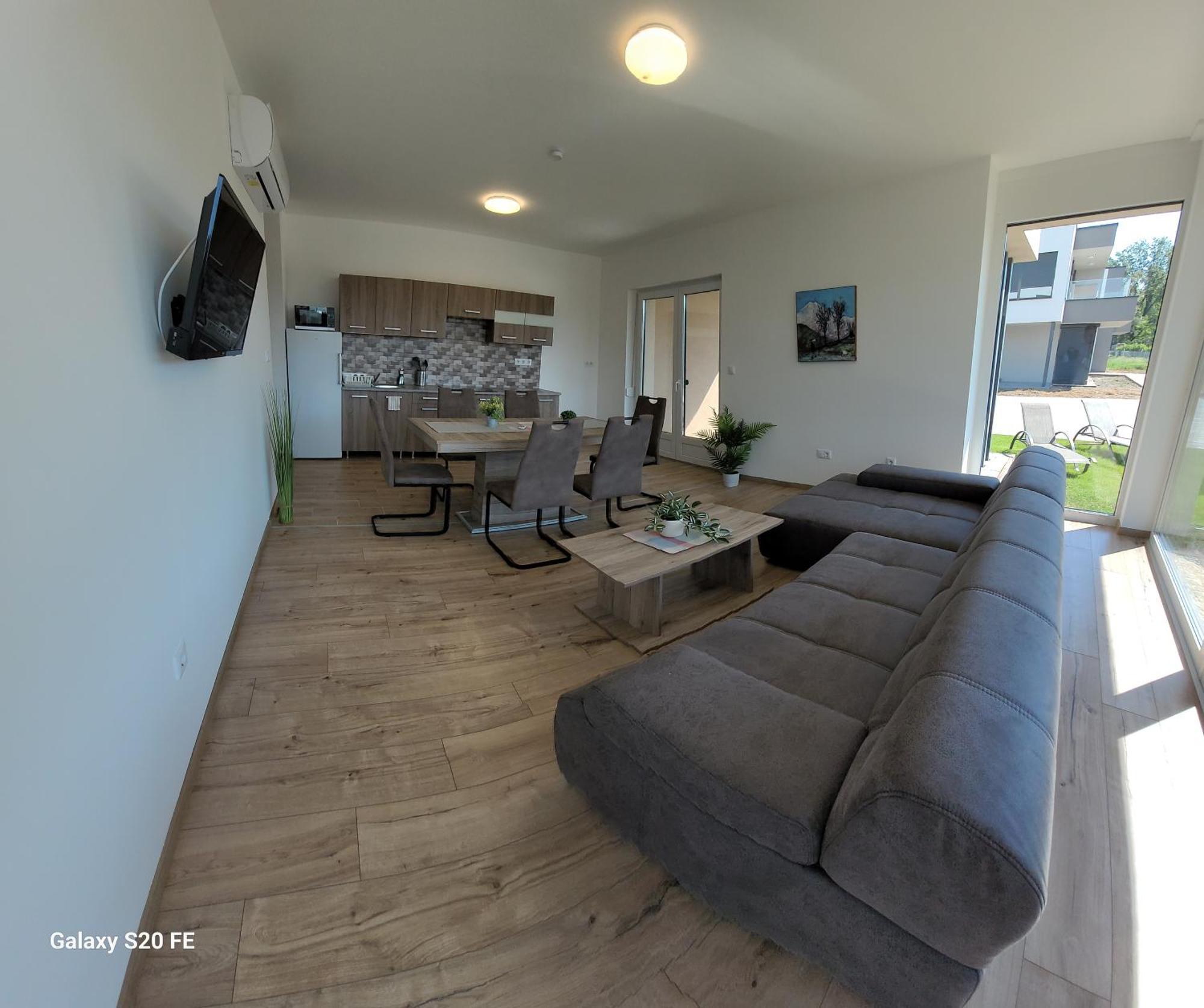 Zea Apartmanhaz Balatonfenyves Exterior foto