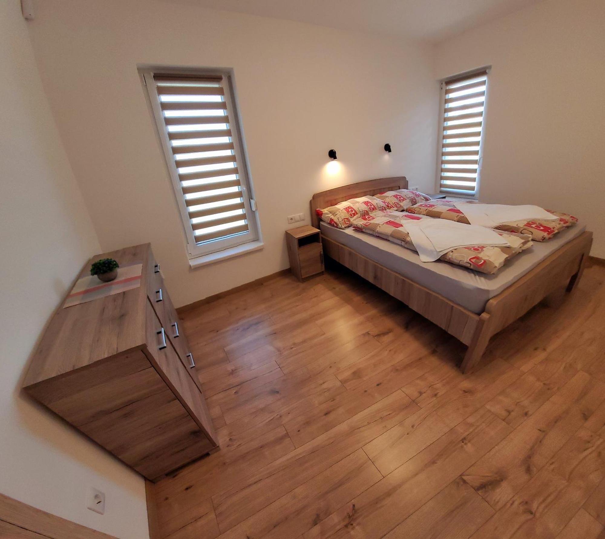 Zea Apartmanhaz Balatonfenyves Exterior foto